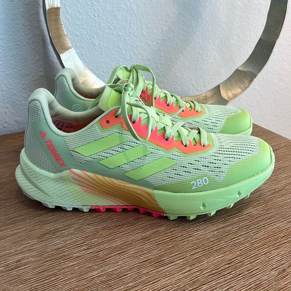 nwt ADIDAS Terrex Agravic Flow Trail Runners